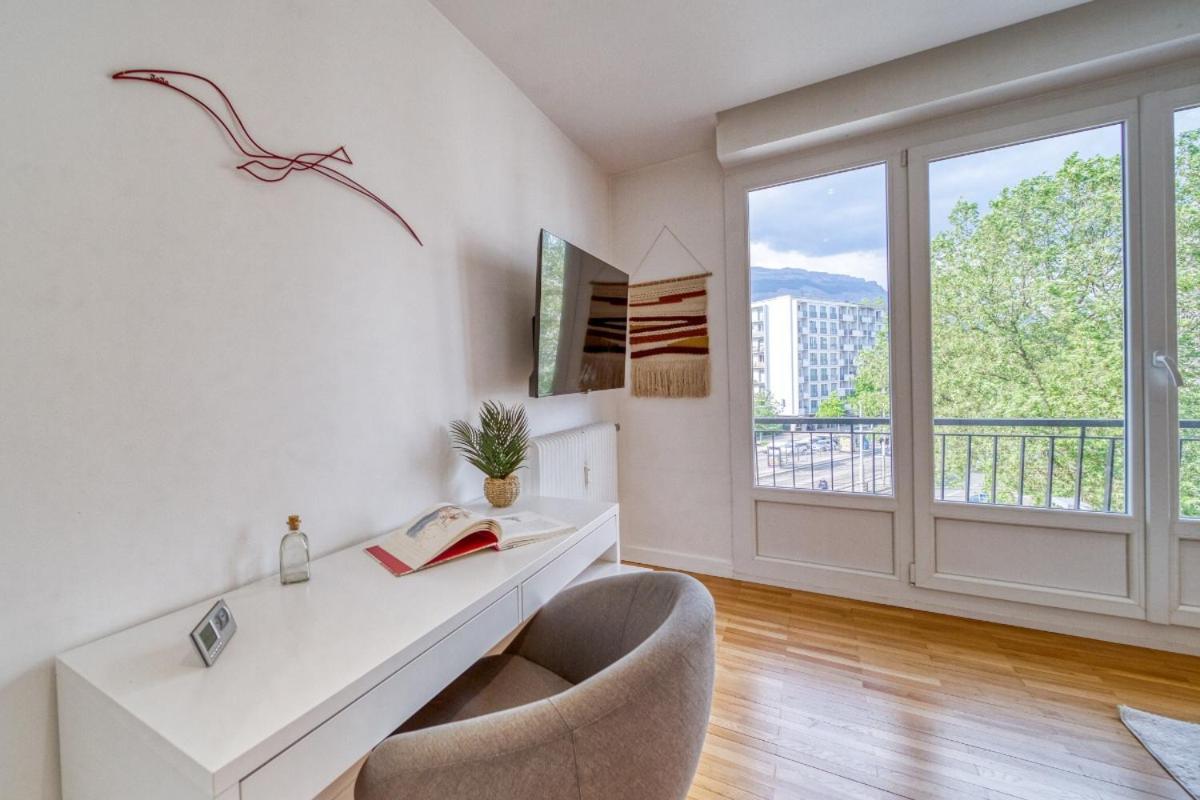 Le Joli Stade, Appartement Avec Magnifique Vue, Grenoble, Rhone Alpes ภายนอก รูปภาพ
