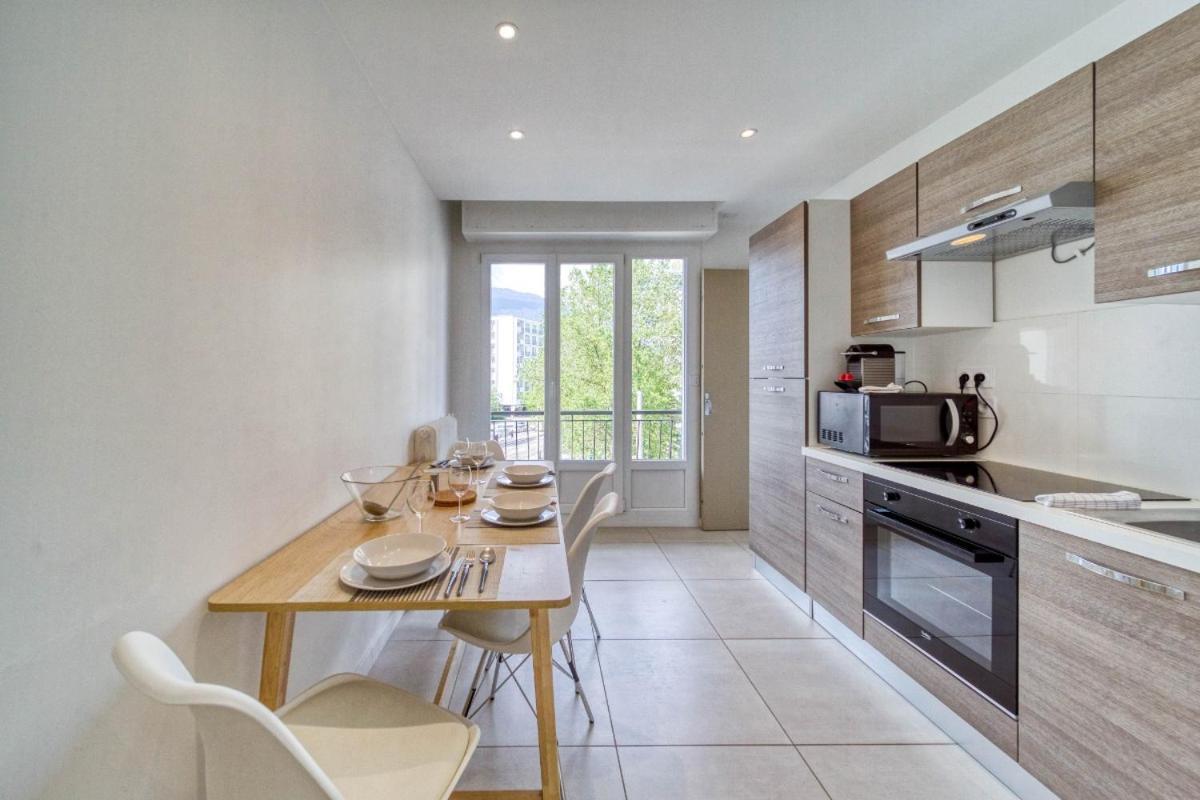 Le Joli Stade, Appartement Avec Magnifique Vue, Grenoble, Rhone Alpes ภายนอก รูปภาพ